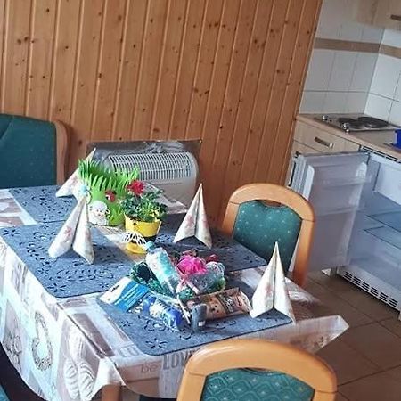 Bungalowvermietung Am Rheinsberger See Bagian luar foto